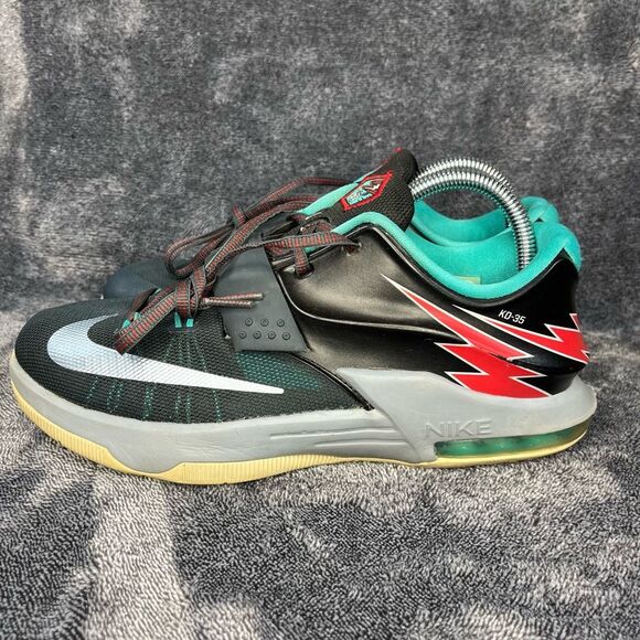 Nike Kevin Durant 7 Basketball Trainers Youth size 7Y/ Women size 8.5 - Picture 1 of 8